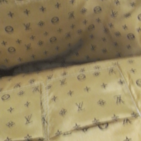 Bag - Picture 2 of 4